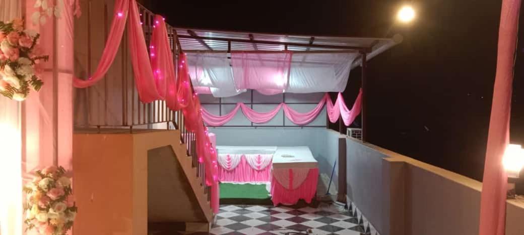 La Cresta Inn Kolkata Luaran gambar