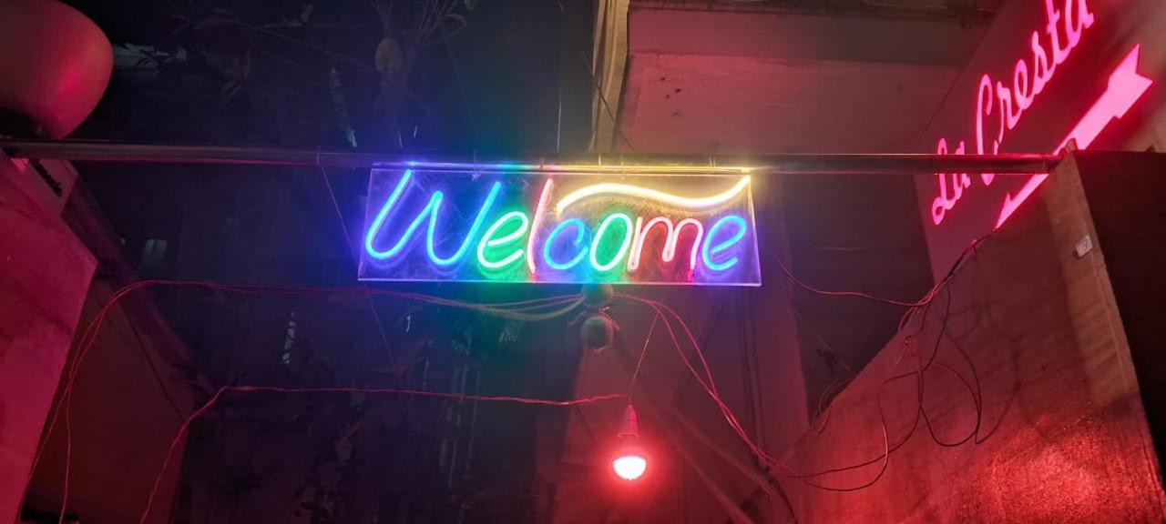 La Cresta Inn Kolkata Luaran gambar