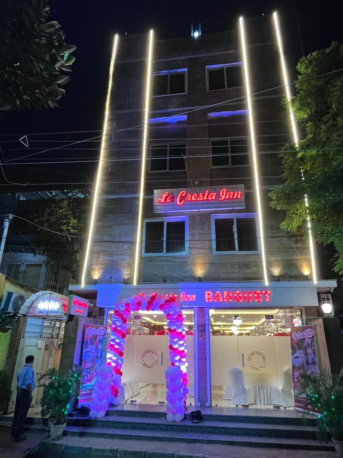 La Cresta Inn Kolkata Luaran gambar