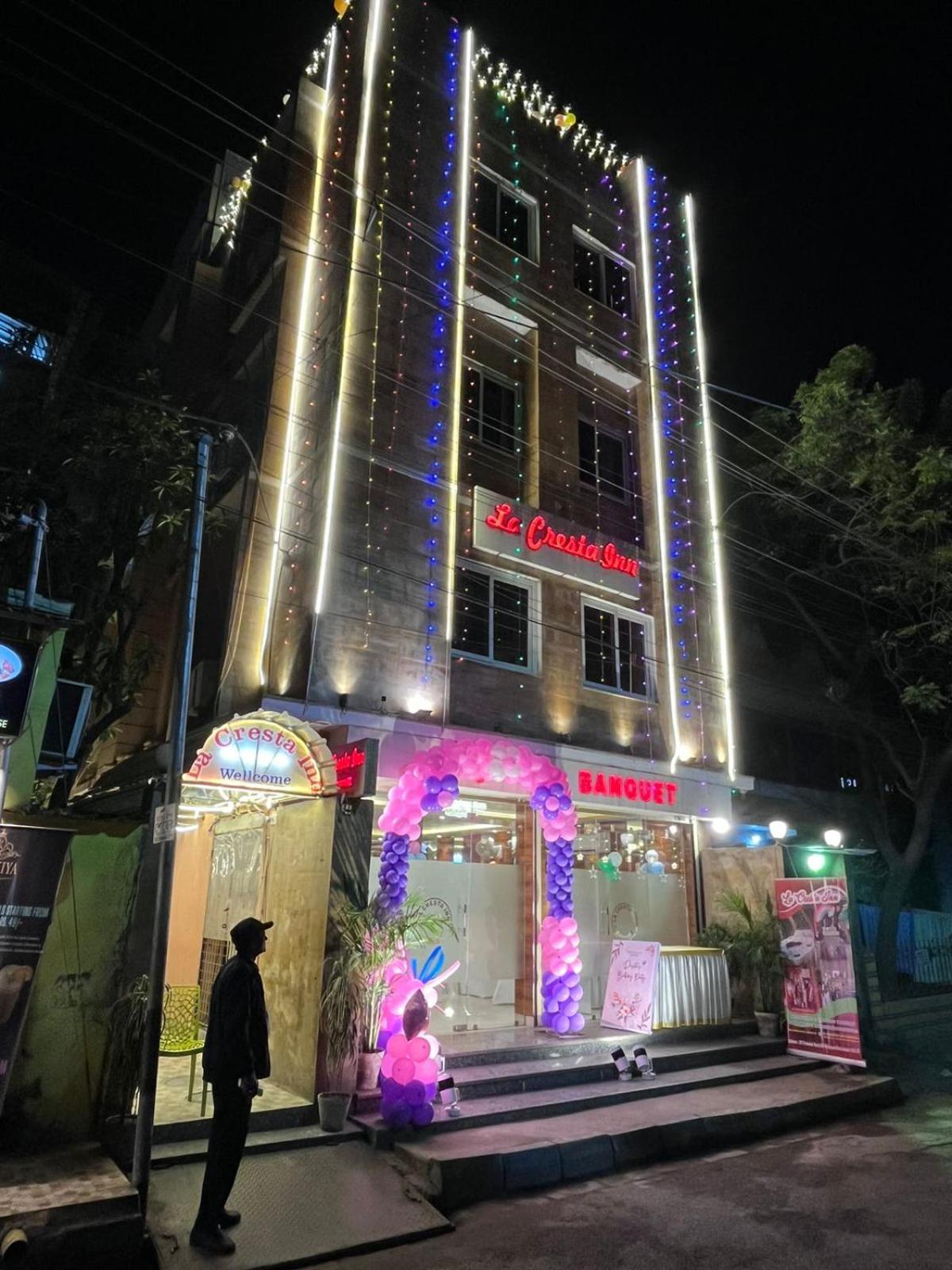 La Cresta Inn Kolkata Luaran gambar